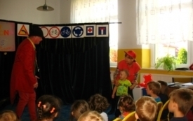Galeria aktualności ,,Klaksonu głos ostrzega, przez jezdnię nie przebiegaj&rdquo;  4