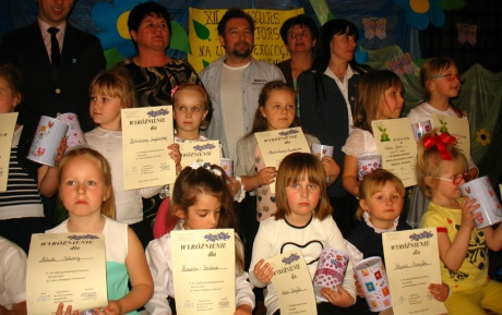 Zdjęcie do XII Międzyprzedszkolny Konkurs Recytatorski na Wiersz Ekologiczny i Zdrowotny 